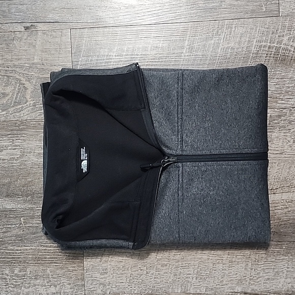 Men's Fleece Zip-Up Vest by The North Face - Picture 7 of 7